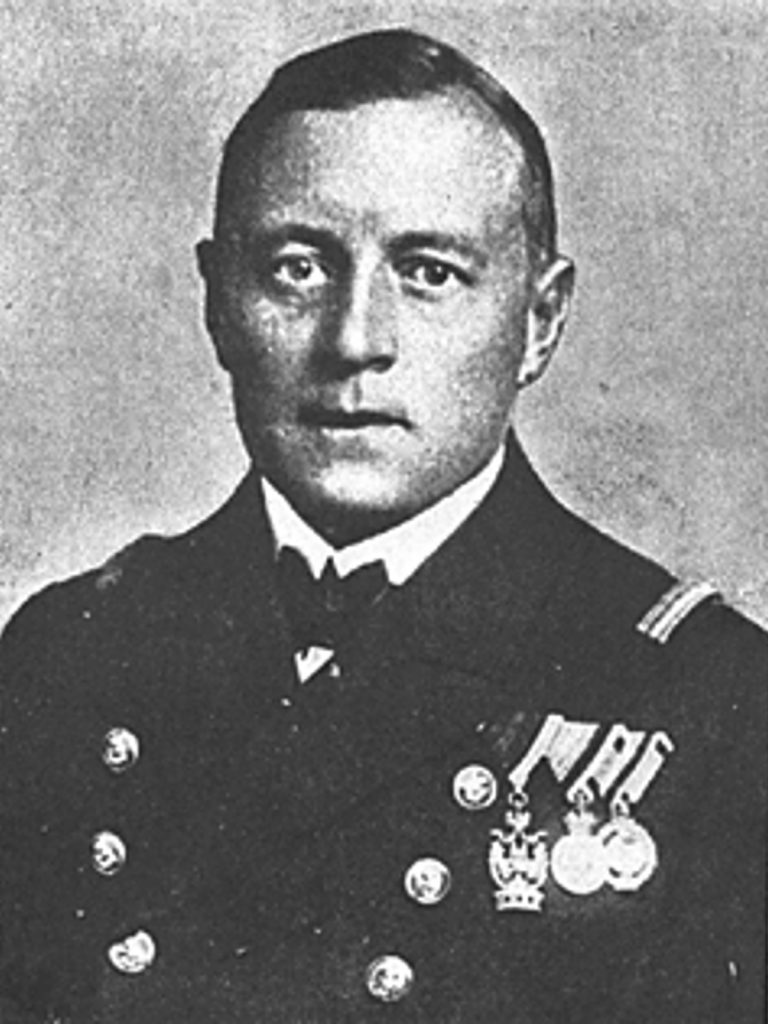 Il Comandante Gustav Klasing.