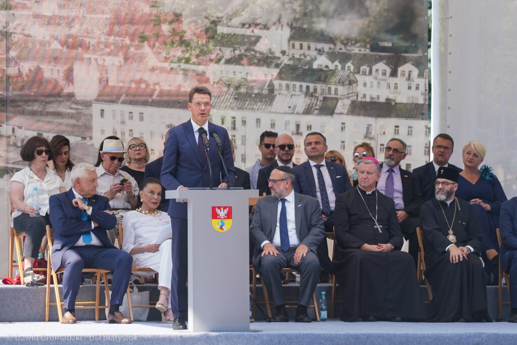 L'ambasciatore di Israele in Polonia,Yacov Livne, alla commemorazione dell'ottantesimo anniversario dell'Insurrezione del Ghetto di Bialystok .